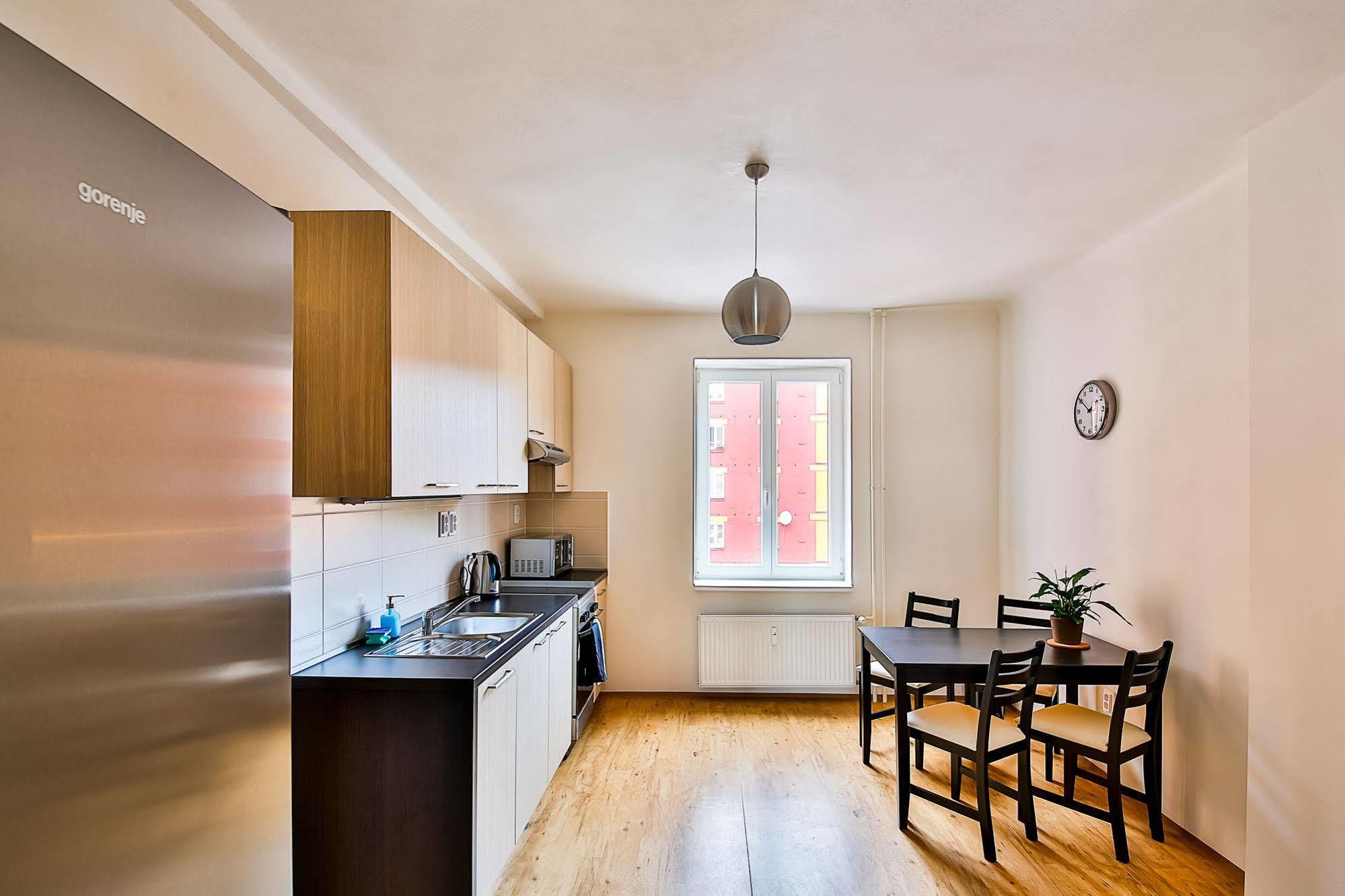 Vitom Apartments Острава Екстериор снимка